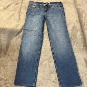 Hollister Skinny Jean Size 7Short